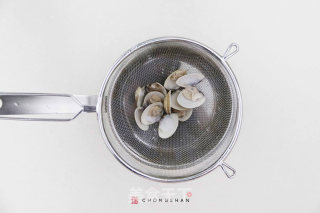 夏蛤蒸蛋的做法步骤：1