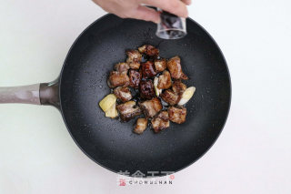 糖醋烧排骨的做法步骤：3