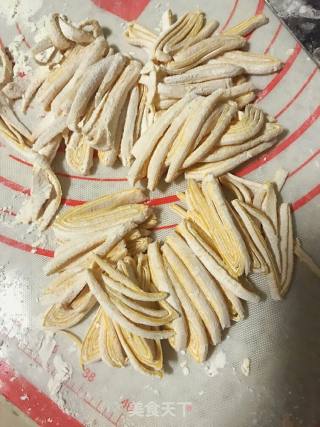手工南瓜面条的做法步骤：8