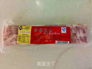 娃娃菜木耳咸肉汤的做法步骤：1
