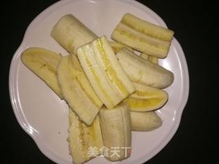 炸香蕉的做法步骤：2