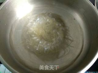 排骨粉丝汤的做法步骤：4