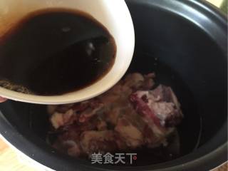 土豆炖牛排的做法步骤：5
