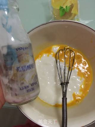 无油版酸奶戚风的做法步骤：3