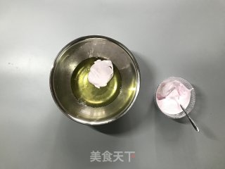 迷迭香草莓戚风的做法步骤：8