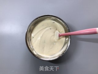迷迭香草莓戚风的做法步骤：11
