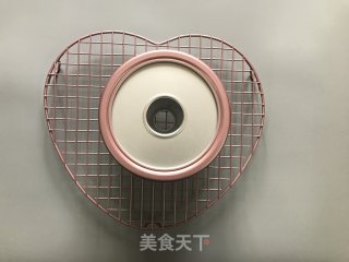 迷迭香草莓戚风的做法步骤：14