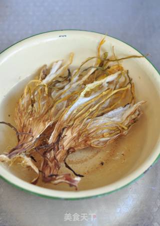 火龙花益气鸡汤的做法步骤：2