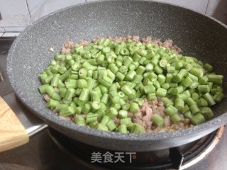 豆角炒肉末的做法步骤：7