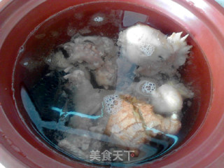 松露炖鸡的做法步骤：5