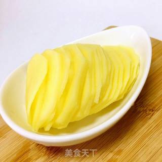西班牙土豆煎蛋饼的做法步骤：2