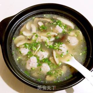 蘑菇肉圆汤的做法步骤：15