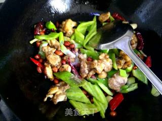 辣子翅根肉的做法步骤：15