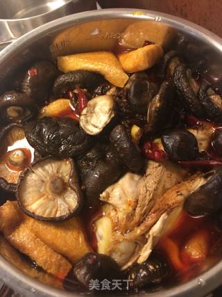 香菇猪蹄炖粉条的做法步骤：7