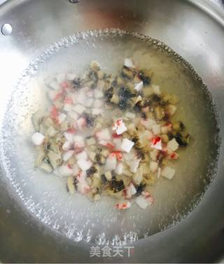 海鲜时蔬蛋花羹的做法步骤：3