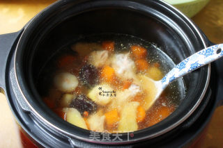 莲子马蹄鸡汤的做法步骤：7