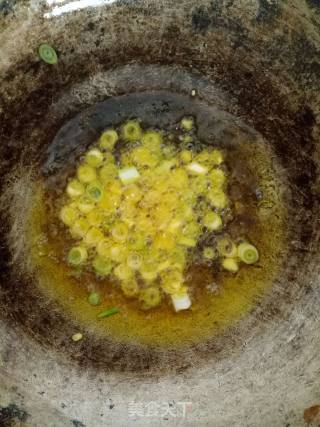 芹菜炒粉条的做法步骤：4