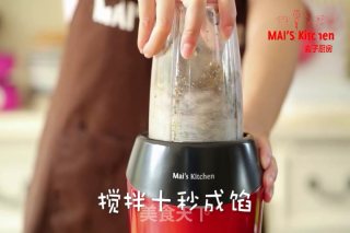 来自江南的干货-梅干菜烧饼的做法步骤：12