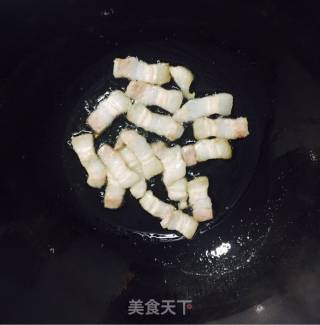 洋葱炒五花肉的做法步骤：4