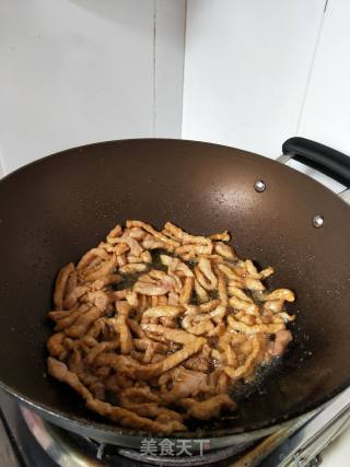 甜椒炒肉丝的做法步骤：3