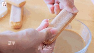 三分钟教你学会 代表爱情的“提拉米苏”的做法步骤：11