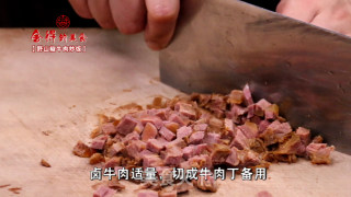 野山椒牛肉炒饭的做法步骤：4