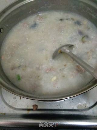 皮蛋瘦肉粥的做法步骤：6