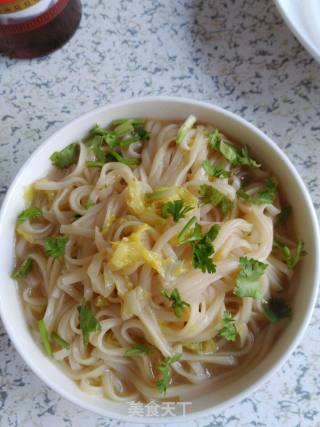 白菜爆锅面的做法步骤：11