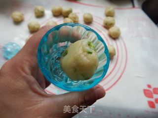 葱香酥饼干的做法步骤：10