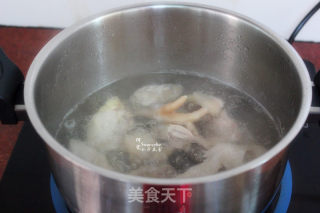 香菇鸡汤的做法步骤：4