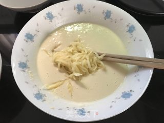 香煎土豆丝饼的做法步骤：7