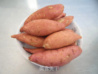 烤山芋的做法步骤：1