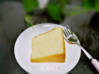 酸奶戚风蛋糕（非水浴法）的做法步骤：16