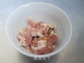 猪肉烧豆角的做法步骤：1