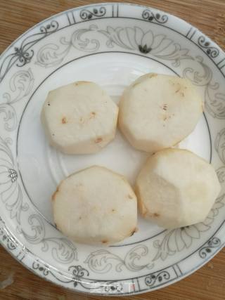 红烧狮子头的做法步骤：3