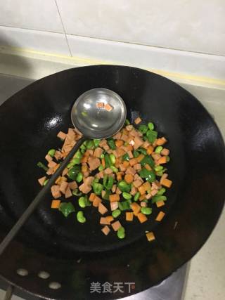 炒饭的做法步骤：2