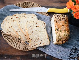 面包机版红枣果仁面包的做法步骤：17