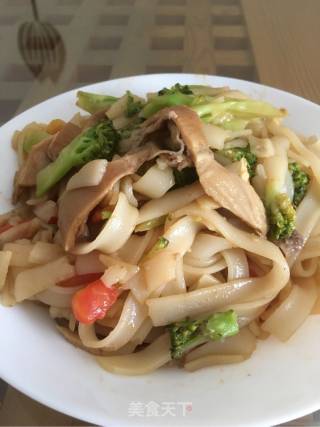 菜花猪肚炒河粉的做法步骤：8
