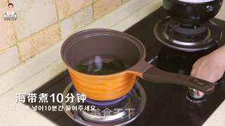 韩式拌韭菜的做法步骤：1