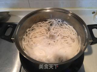 双茄鸡蛋面的做法步骤：10