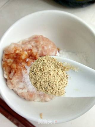 金针菇肉圆汤的做法步骤：11