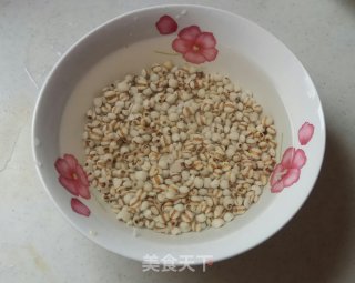 冬瓜薏米排骨汤的做法步骤：3