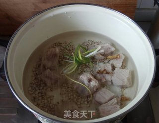 冬瓜薏米排骨汤的做法步骤：5