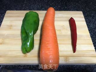 红烧胡萝卜的做法步骤：1