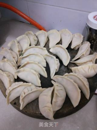 香葱饺子的做法步骤：4