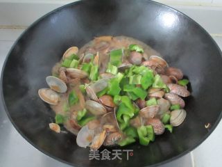 酱香花蛤的做法步骤：6