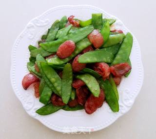 腊肠炒荷兰豆的做法步骤：5