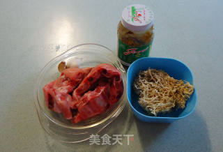 沙嗲酱蒸干萝卜丝排骨的做法步骤：1