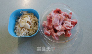 沙嗲酱蒸干萝卜丝排骨的做法步骤：2