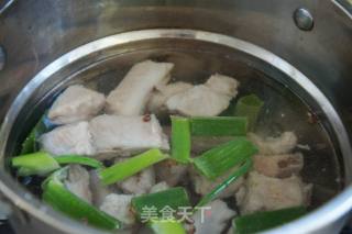 干锅排骨土豆片的做法步骤：3